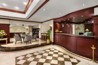Hawthorn Suites by Wyndham Al Khobar - Khobar - 1