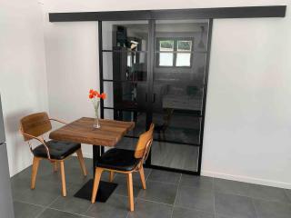 Manifique Maison T2 50m2 Atypique wifi & parking privée - Oullins - 6