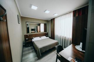 Hotel Flagman - Bisjkek - 1