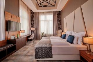 Artis Boutique Hotel - Szombathely - 9