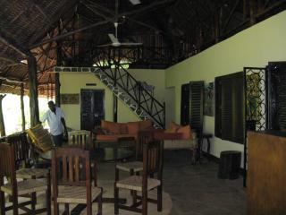 Kiloran Funzi House - 8