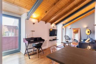 Bairro Alto Stunning Flat With Balcony by LovelyStay - Lisbona - 4