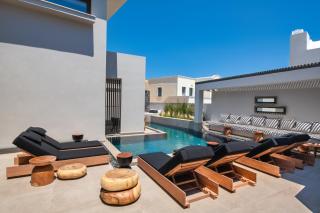 Uma Ray Suites - Fira - 9