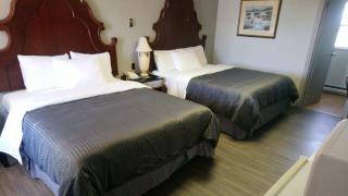 Port Motel - Port Colborne - 8