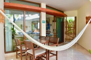 Playa Palms Beach Hotel - 3