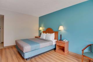 Motel 6-Clarion, PA - Clarion - 4