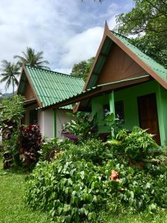 TP Hut Bungalows - 1