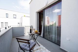 Private 5 star 3 room flat and in-door Pkg - Nitra - 6