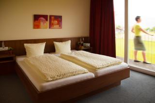 Vitalhotel Quellengarten - Bed & Breakfast - 6