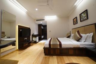Hotel 18Keys - Bhopal - 7