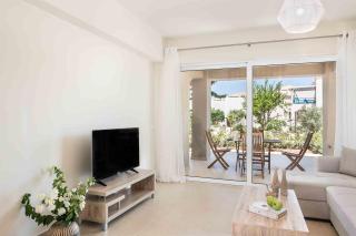 Resitour - Aphrodite Beachfront - 4