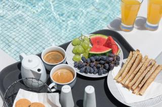 Karat Suites - 1