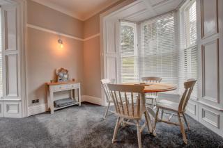 Central Park Place - Whitby - 8