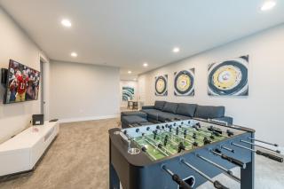 Remarkable Home Near Disney With Theater Themed Rooms With Waterpark Resort Access At Encore Resort - 7660Ff - Kissimmee - 7