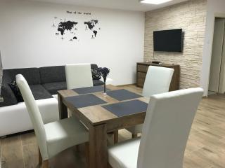 Delta Inn Apartman - Balatonfüred - 0