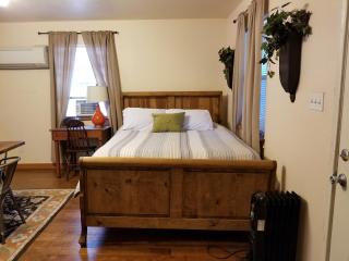 Olive Cabin - Fredericksburg - 2
