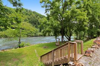 Tuckaway Retreat - Sylva - 0