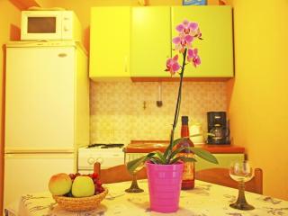 Apartments with parking spaces Makarska - 9129 - 6