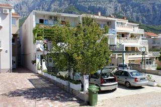Apartments with parking spaces Makarska - 9129 - 4