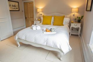 No. 14, Park Street - Stow on the Wold - 6