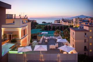 Hotel Michelangelo - Sorrento - 8