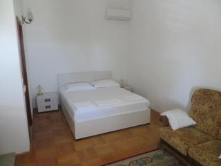 Apartments and Rooms Rogosic - Hvar - 8