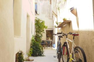 Bateliers - Charme et Terrasse - Arles - 7
