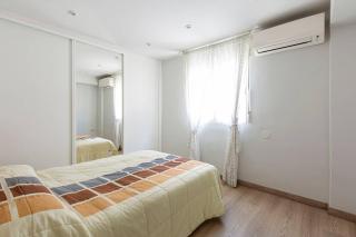 Apartamentos La Vaguada Suites - Madrid - 5