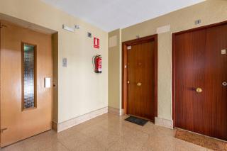 Apartamentos La Vaguada Suites - Madrid - 2