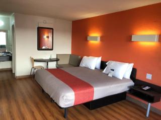 Motel 6-Brunswick, GA - Brunswick - 6