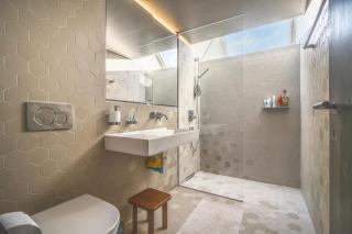 Renovated historic barn in mountain village - 4