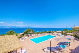 Hilltop Residences - Kalamaki - 9