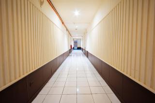 RedDoorz @Downtown Bacolod - 6