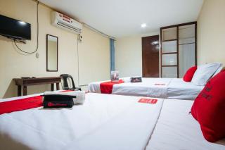 RedDoorz @Downtown Bacolod - 4