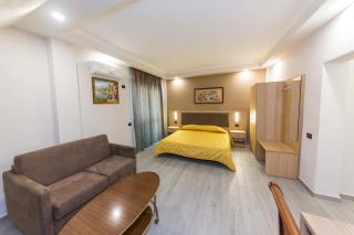 Western Star Hotel - Durrës - 8