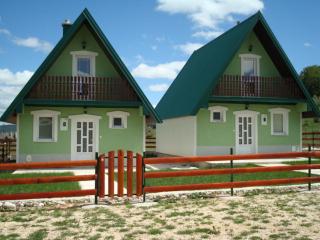 Rooms and Bungalows Sreten Žugić - Žabljak - 0