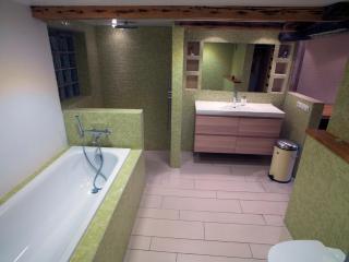 Town House close to Center - Reykjavik - 3