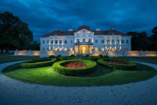 Art Hotel Kaštieľ - Tomášov - 0