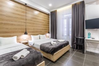 8 Rooms Apartotel On Meidan - Tbilisi - 2
