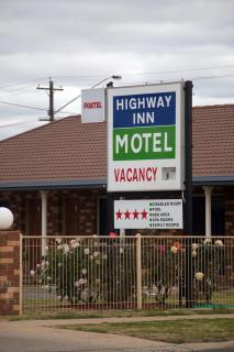 Highway Inn Motel - Hay - 7
