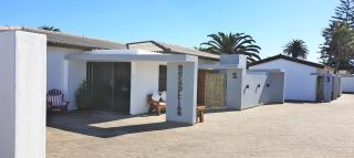 Tiende Laan Bed & Breakfast and Self-Catering - Walvis Bay - 0