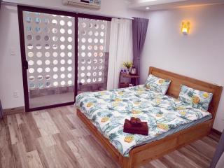 70sqm private Balcony, kitchen, living room 31 - 4