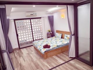 70sqm private Balcony, kitchen, living room 31 - 5