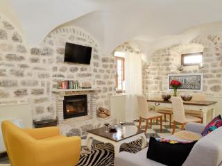 Apartments Zebra - Tivat - 0