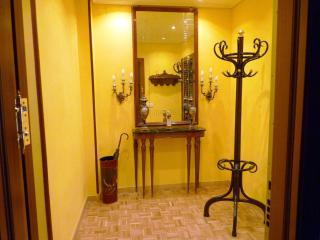 Calle San Bartolomé, 7 - 2. Piso Turístico - 1