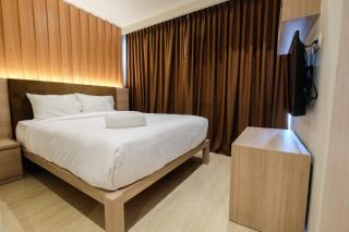 Comfortable and Modern 2BR Menteng Park Apartment By Travelio - 0