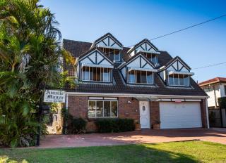 Ainslie Manor Bed and Breakfast - Redcliffe - 6