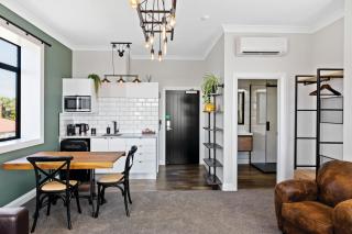 Hokitika Fire Station Boutique Accommodation - Hokitika - 4