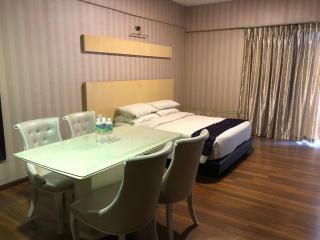 Pariss Hotel - Johor Bahru - 3