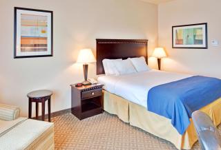 Holiday Inn Express Delano Highway 99 by IHG - Delano - 8